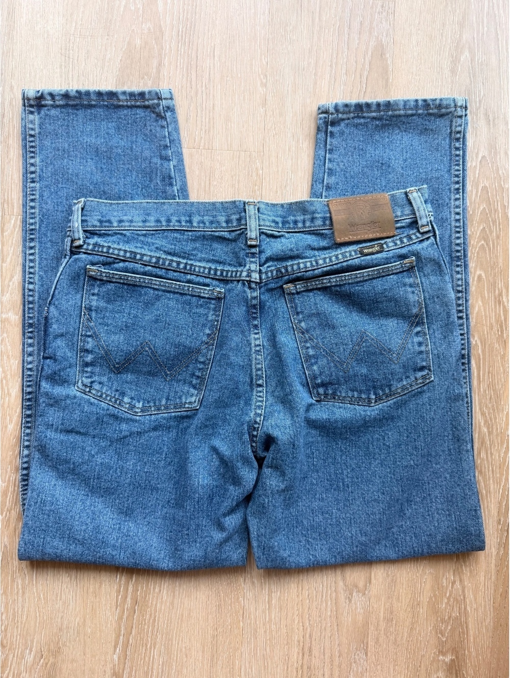 Wrangler Classic Blue Denim 100% Cotton Jeans Size 32x30